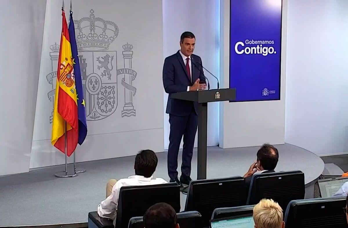 Rueda de prensa de Pedro Sánchez tras reunirse con el rey Felipe VI