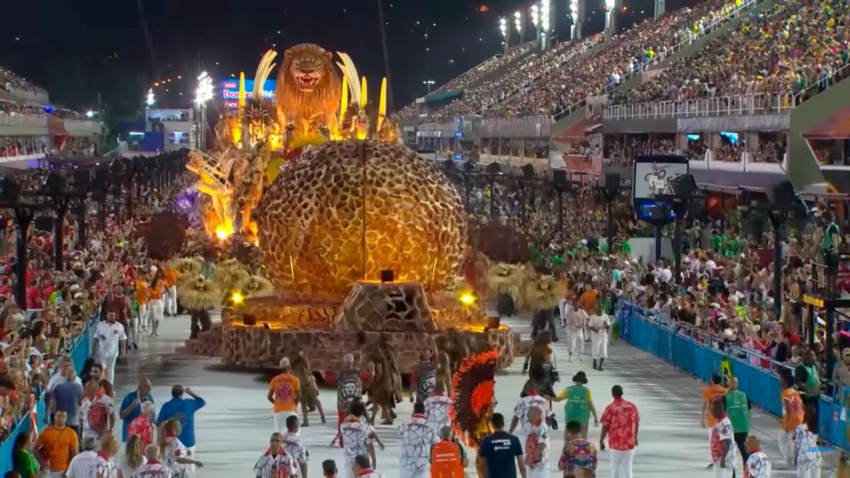 Desfile de las Samba en el Carnaval de Río de Janeiro, Brasil